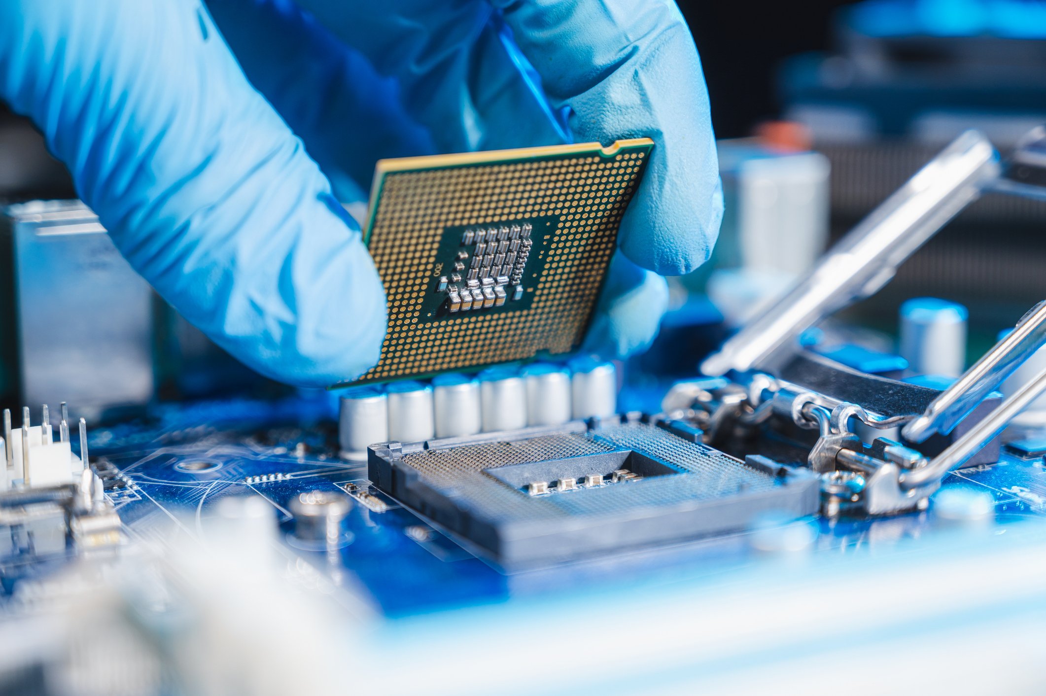 Rio Grande do Sul se destaca com setores estratégicos para investimentos promissores Semicondutores: RS mantém programas e incentivos estaduais para o desenvolvimento do setor (Foto: Narumon Bowonkitwanchai/Getty Images)