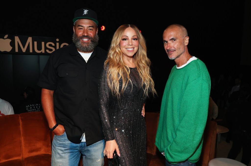 Mariah Carey anuncia que seu novo álbum está finalizado com baladas inéditas Mariah Carey anuncia que seu novo álbum está finalizado com baladas inéditas