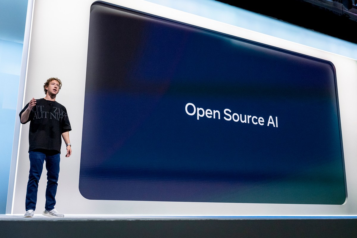 Meta contrata executivo da Apple para fortalecer sua equipe de inteligência artificial Mark Zuckerberg está recrutando os melhores engenheiros de IA para a nova divisão de superinteligência da Meta. (Foto: Bloomberg)