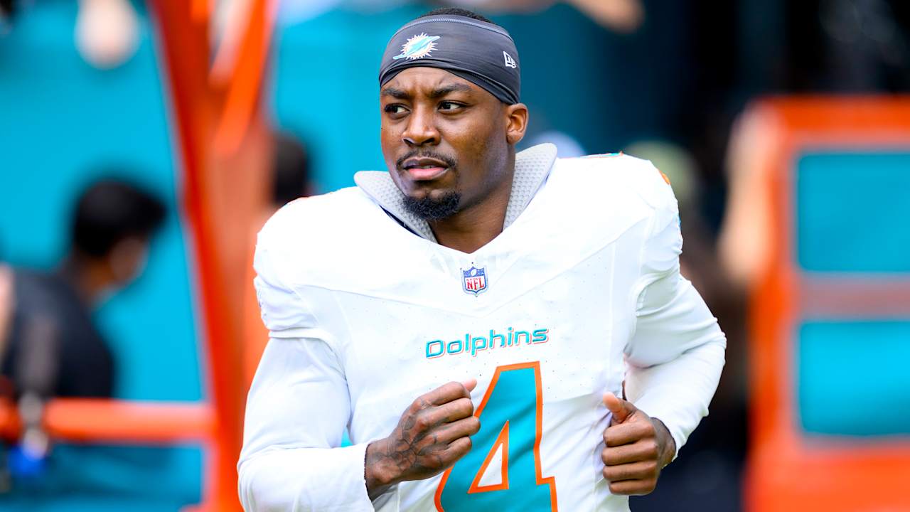 Kader Kohou assume liderança na nova defesa dos cornerbacks do Dolphins Foto: Reprodução/@NFL