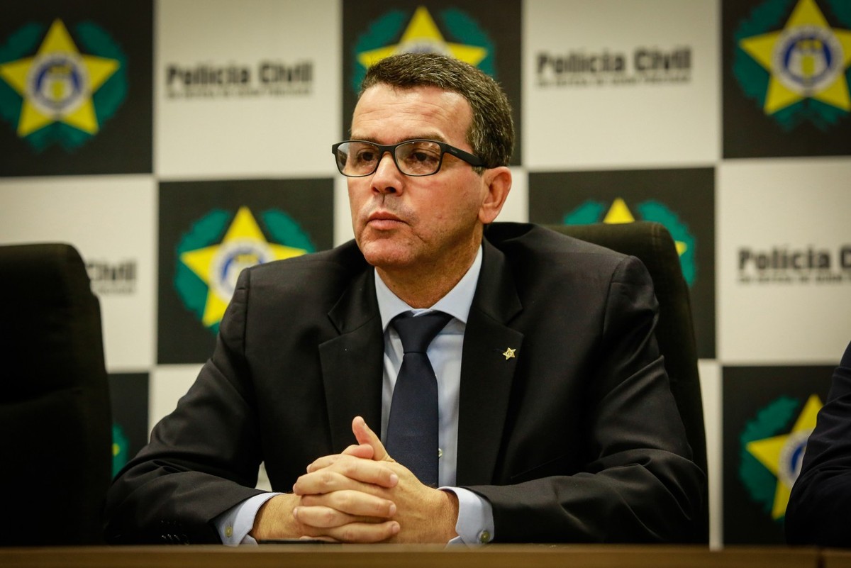 Defesa solicita transferência de Rivaldo Barbosa para quartel no Rio de Janeiro Delegado Rivaldo Barbosa, em entrevista coletiva em 2018 (Foto: Brenno Carvalho/Agência O Globo/05-07-2018)