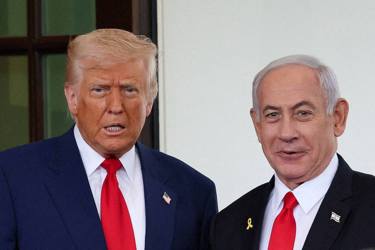 Tribunal de Jerusalém adia julgamento de Netanyahu após declarações de Trump Donald Trump recebe Binyamin Netanyahu em visita à Casa Branca em abril (Foto: Leah Millis/Reuters)