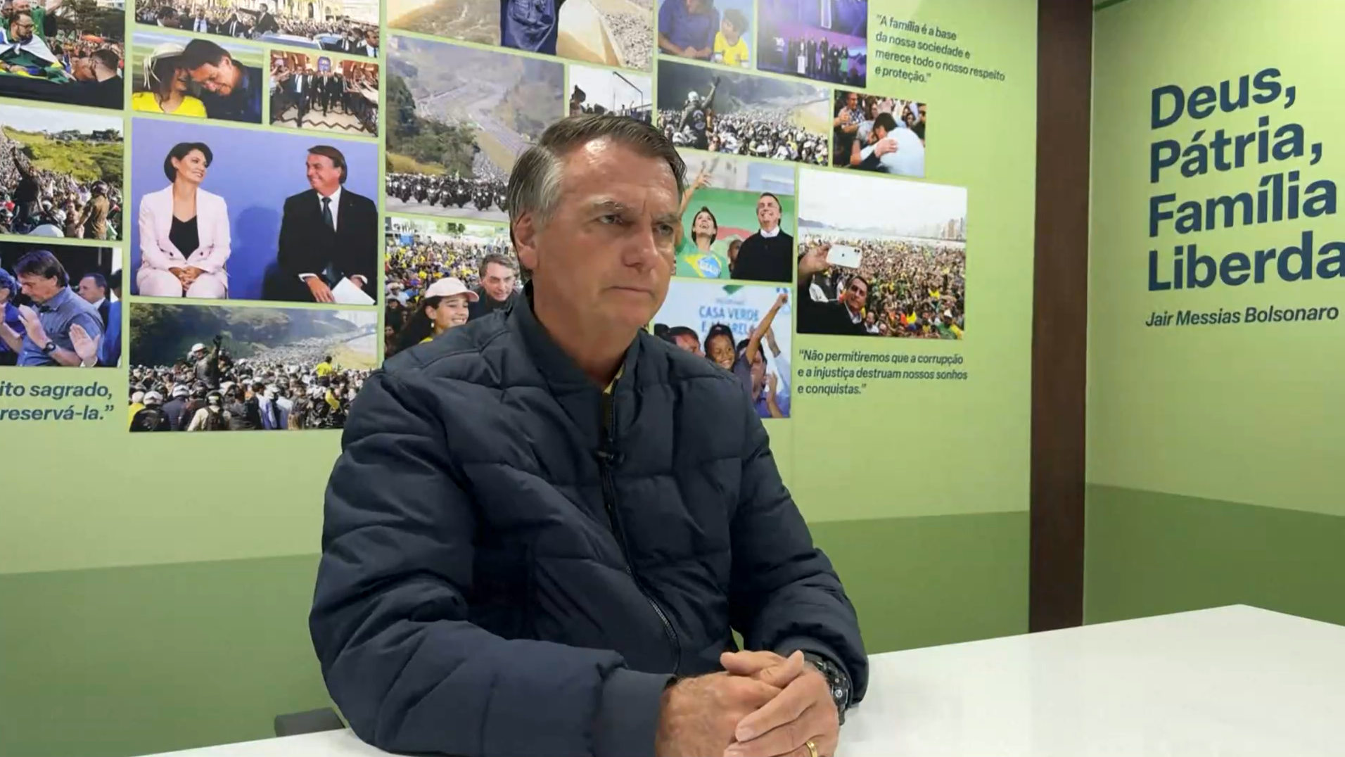 Bolsonaro afirma estar condenado e critica processo judicial contra ele Jair Bolsonaro: presidente dá entrevista à Reuters após operação da PF (Foto: Reuters/Reprodução)