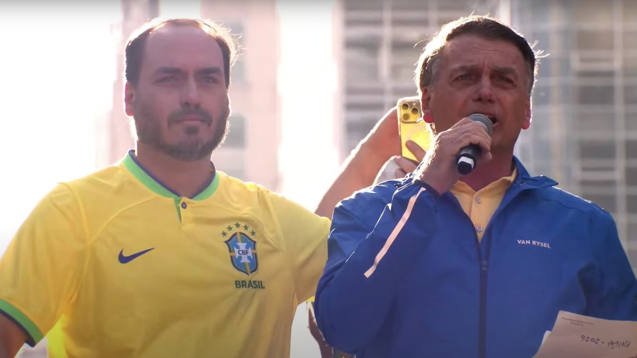 Carlos Bolsonaro participa de evento do PL em Santa Catarina amid racha por Senado Foto: Reprodução