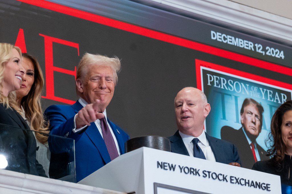 Bolsa de Nova York registra alta com avanço de ETF de cripto da Trump Media Autor de Pai Rico, Pai Pobre diz qual é o momento certo para comprar e vender bitcoin (Foto: Reprodução)