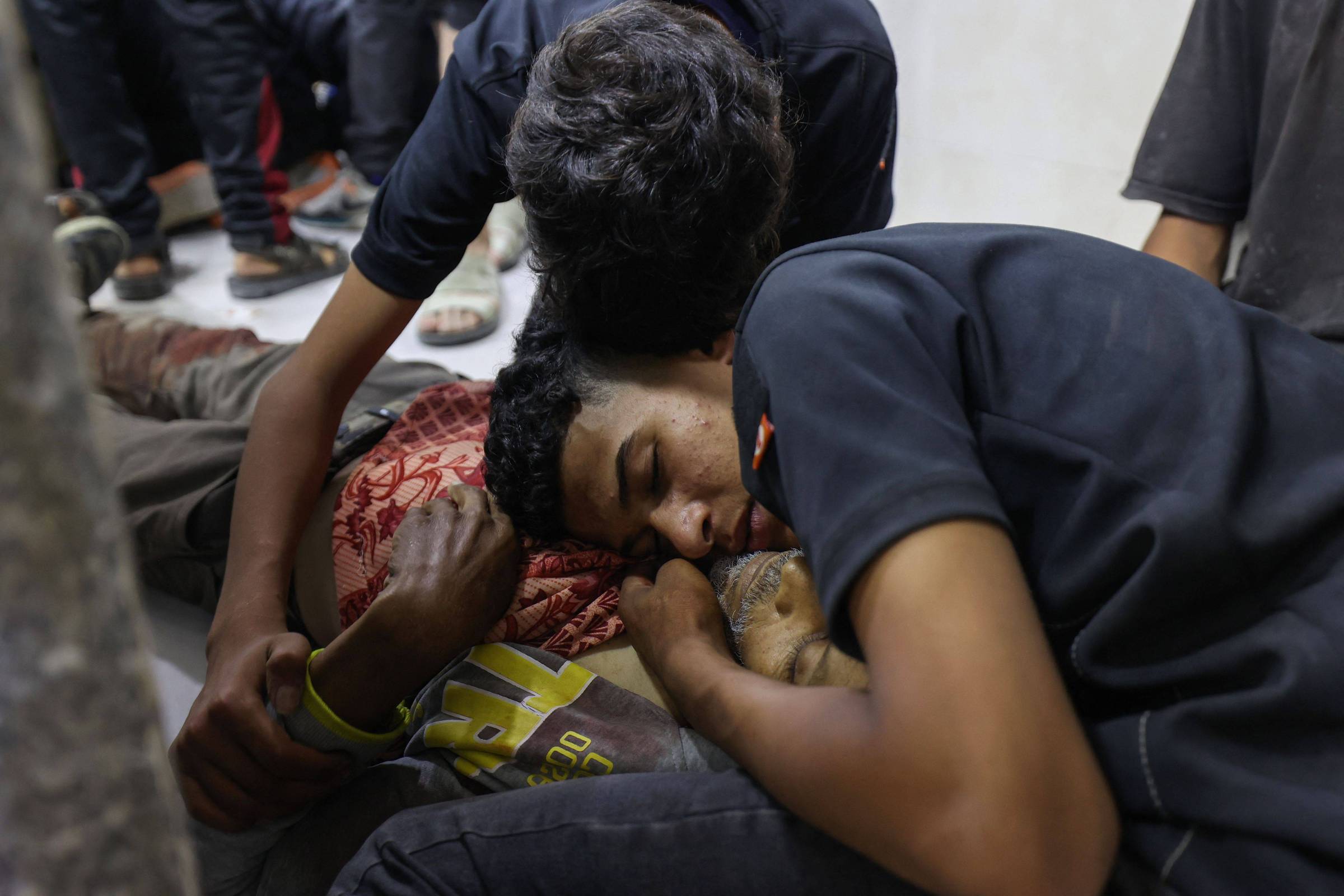 Israel redireciona esforços militares para Gaza após conflito com o Irã