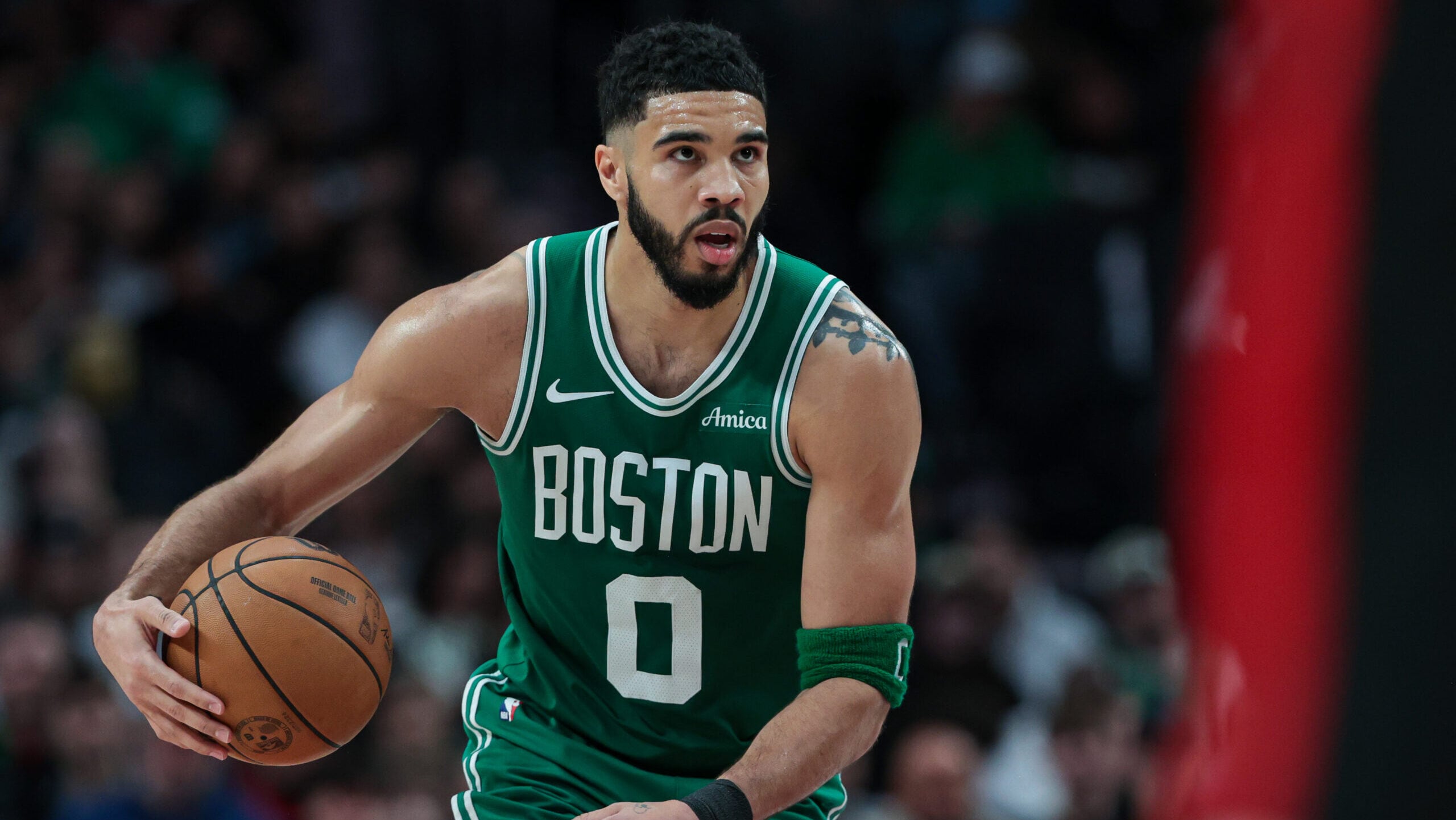 Jayson Tatum avança na recuperação, mas não retorna até estar totalmente pronto Foto: Reprodução/@NBA