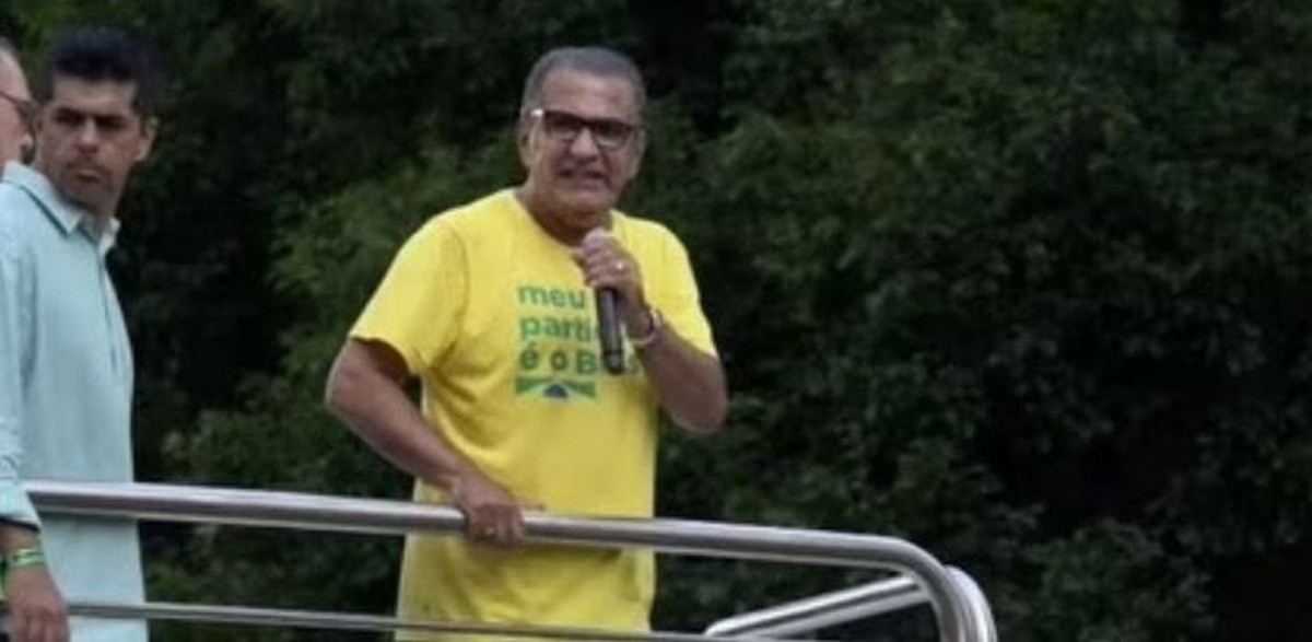 Malafaia intensifica oposição a Moraes em ato com Bolsonaro na Avenida Paulista Pastor Silas Malafaia em ato na Av. Paulista (Foto: Reprodução)