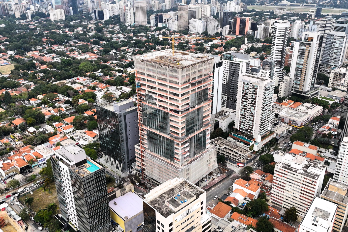 Escritórios buscam Pinheiros após alta de preços na Faria Lima Edifício Biosquare, na Rebouças, em Pinheiros, está em construção e em breve vai abrigar a nova sede da Amazon (Foto: G.D8/Divulgação)