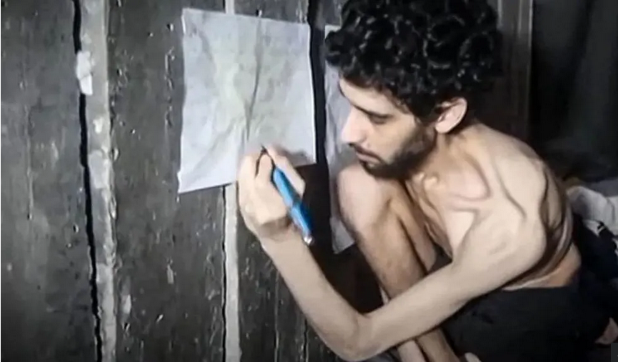 Refém israelense em estado crítico é exibido em túnel de Gaza como 'sombra' O refém israelense Evyatar David aparece em vídeo divulgado pelo Hamas. (Foto: X/IsraelinUSA)