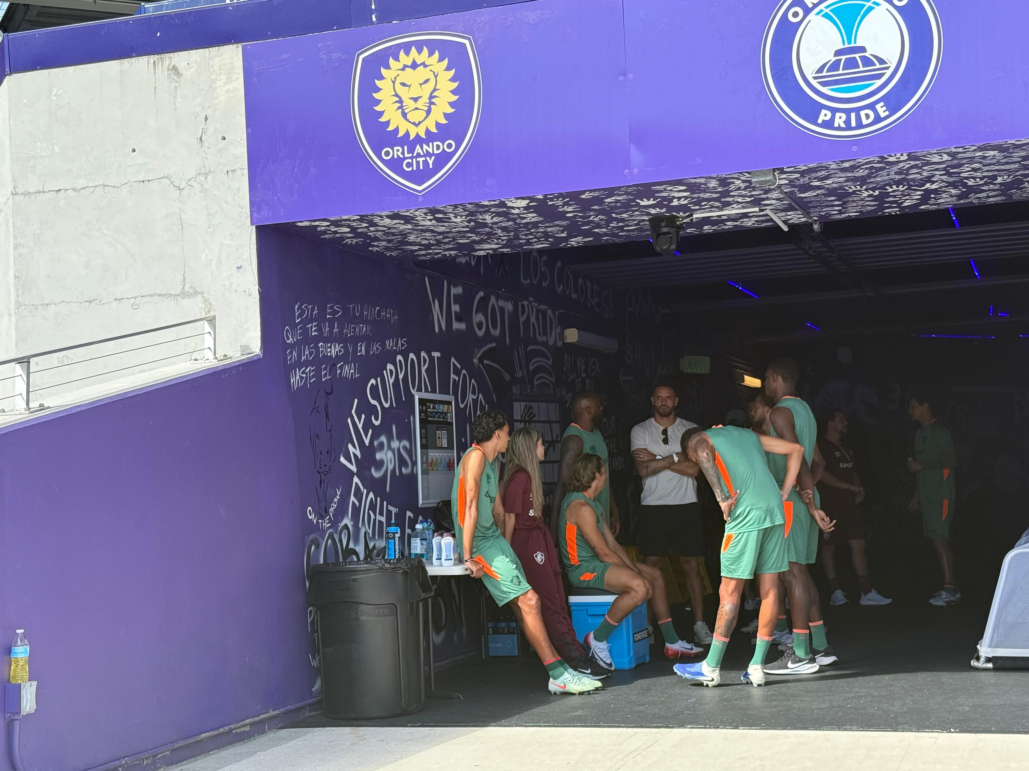 Fluminense recebe Renato Augusto em treino antes do duelo com o Al-Hilal Foto: Reprodução