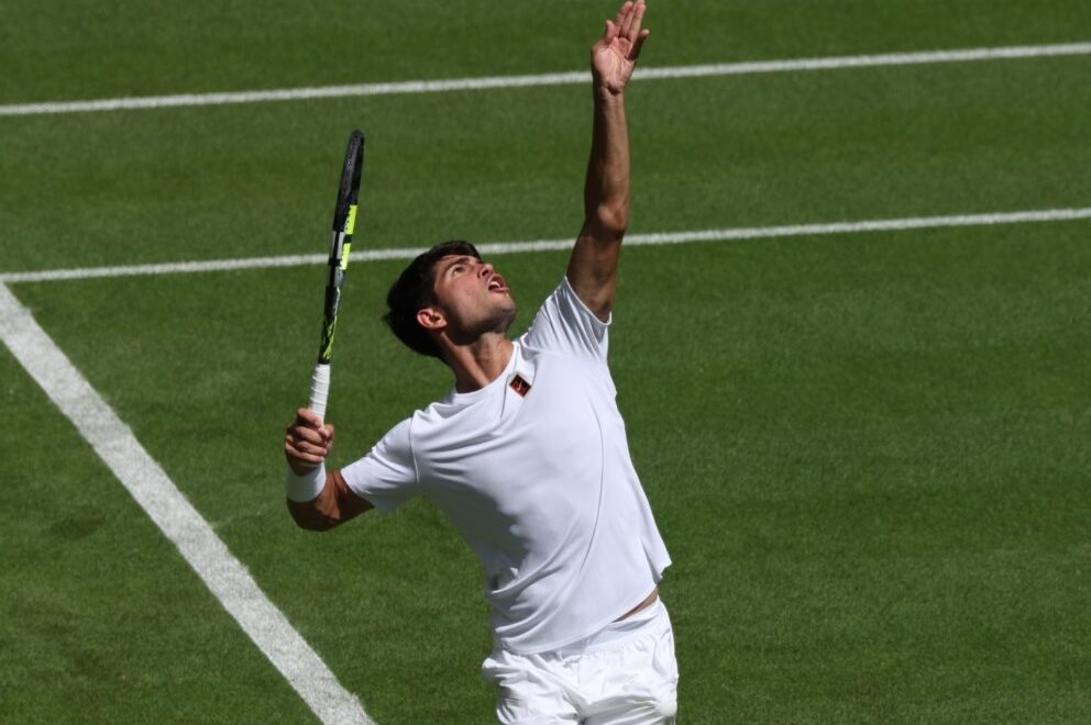 Alcaraz vence Fognini em duelo emocionante e alcança 30ª vitória na grama Foto: Reprodução