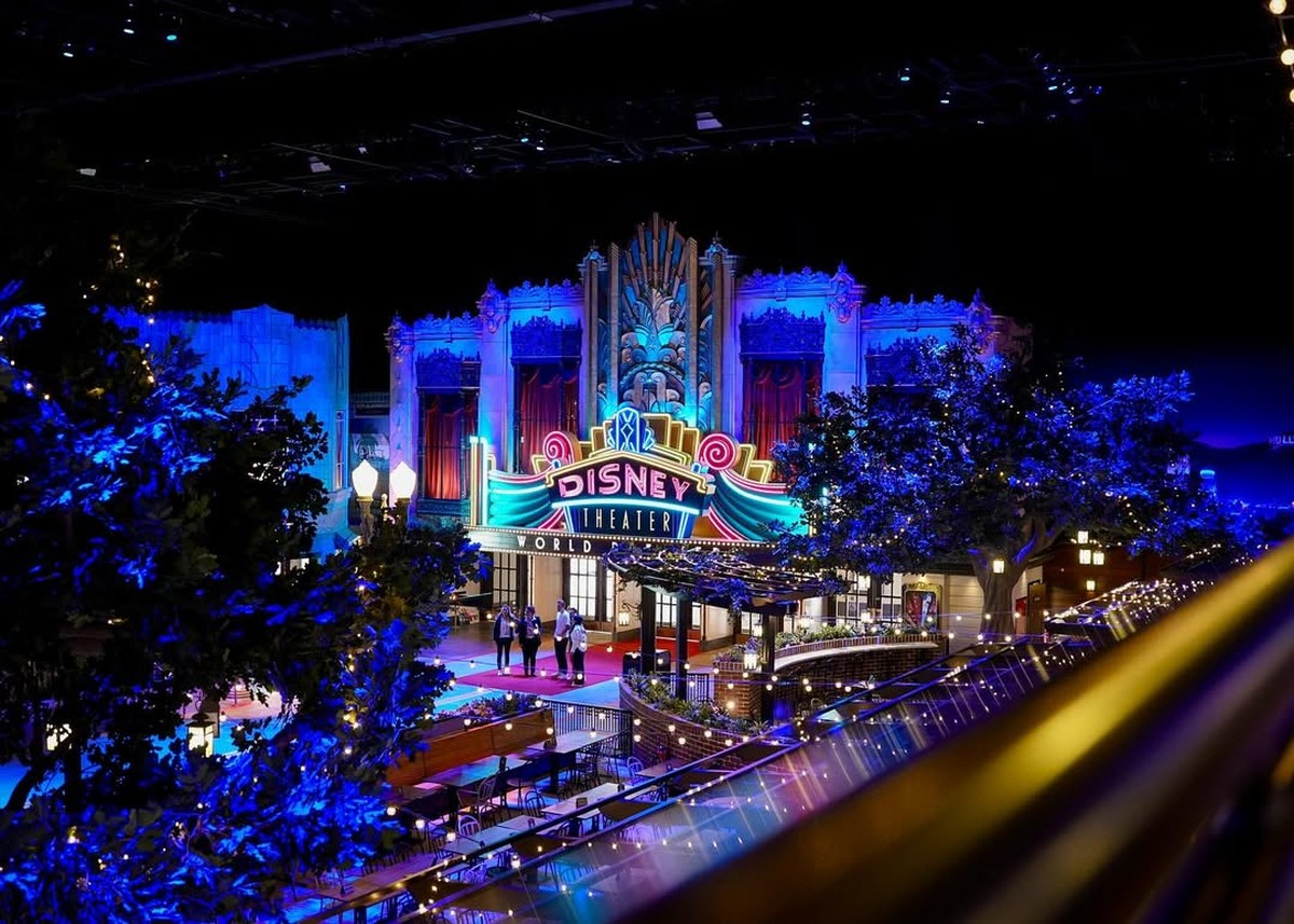Homem procurado finge se casar com menina de 9 anos na Disneyland Paris Homem tenta se casar com menina de nove anos dentro da Disneylândia e acaba preso (Foto: Divulgação)