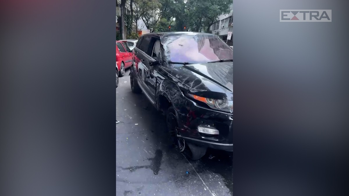 Motorista embriagado provoca acidente e destrói oito motos e quatro carros em Copacabana Motorista embriagado é preso em Copacabana (Foto: Reprodução/ redes sociais)