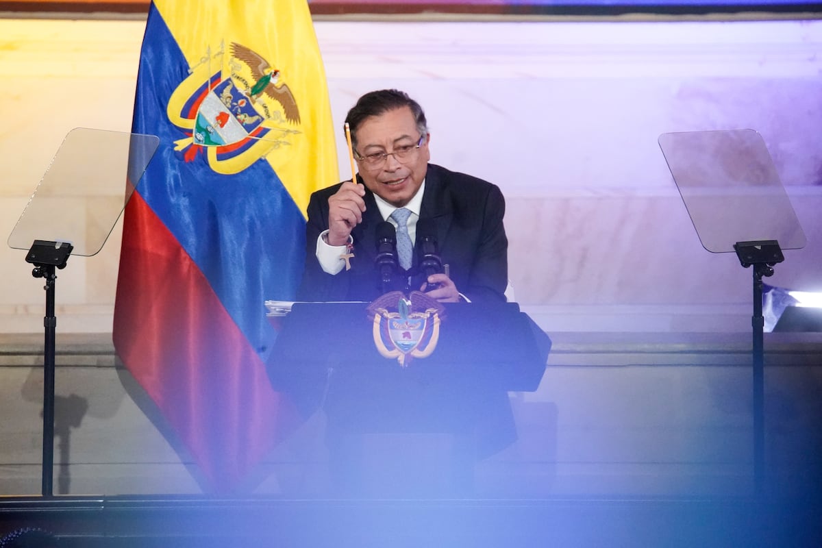 Petro apresenta resultados de sua gestão e revela desafios de governar o país Gustavo Petro faz discurso na Instalação do Congresso no Capitolio Nacional. (Foto: Sergio Acero Yate - EL PAÍS)