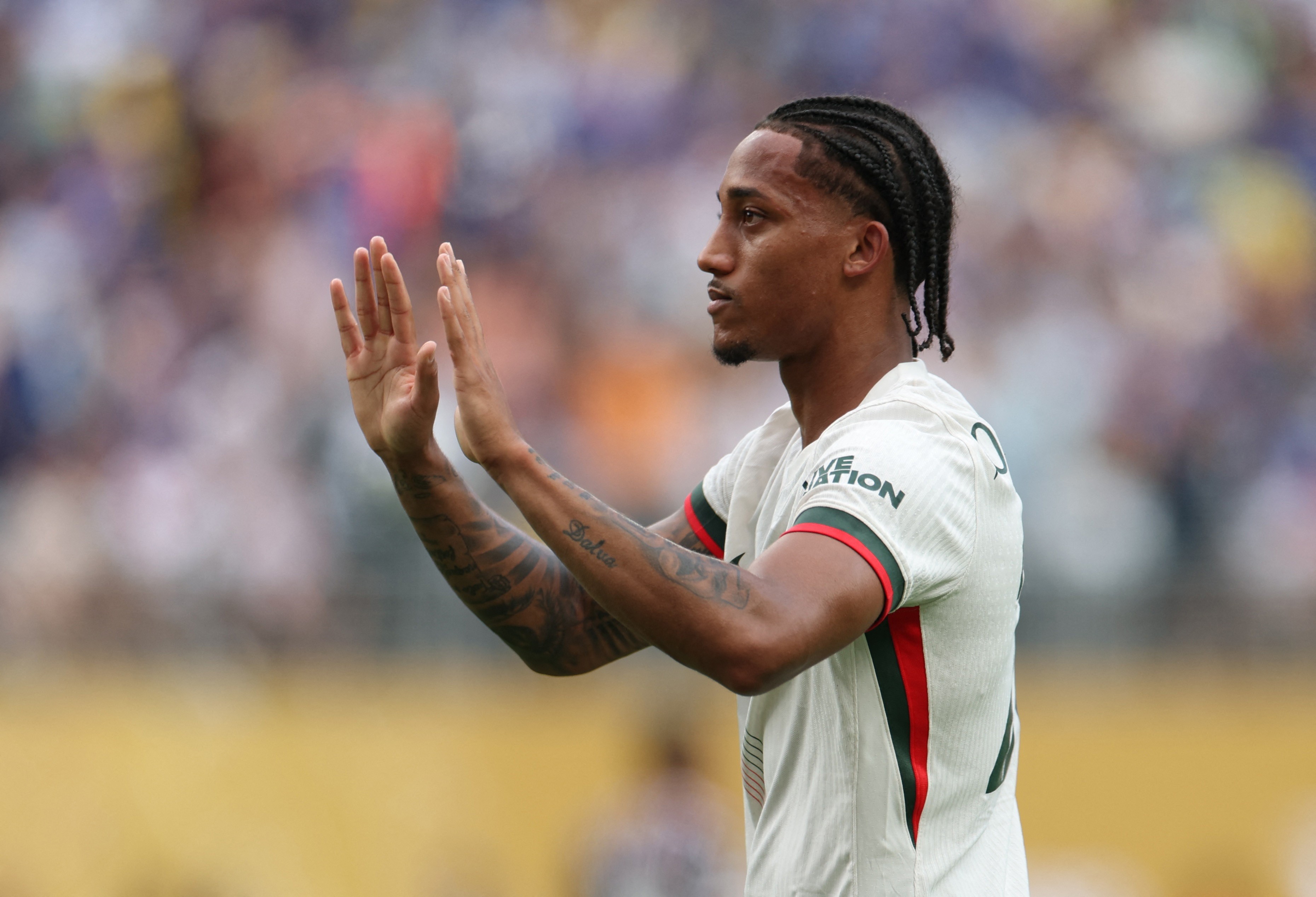 João Pedro pede desculpas à torcida do Fluminense após marcar gol decisivo Foto: Reprodução