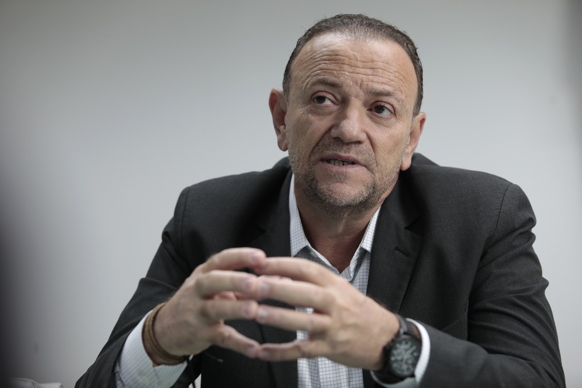 PT se prepara para eleições com palanques 'duplos' do candidato favorito à presidência Prefeito de Araraquara (SP), Edinho Silva (PT) — Foto: Cristiano Mariz/Agência O Globo