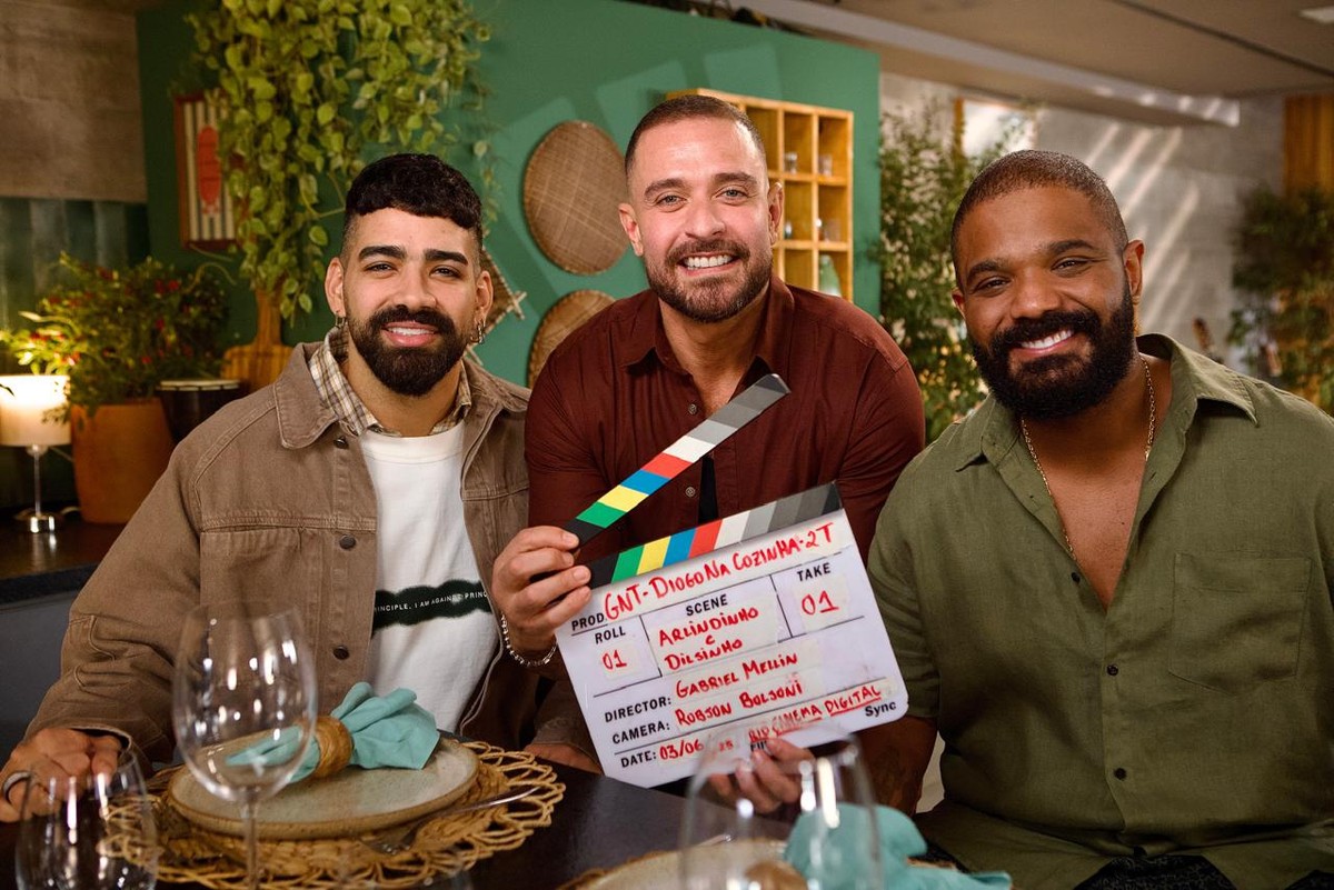 Diogo ao lado de Dilsinho e Arlindinho em programa que estreia em 2026 no GNT (Foto: Luiza Barreto)