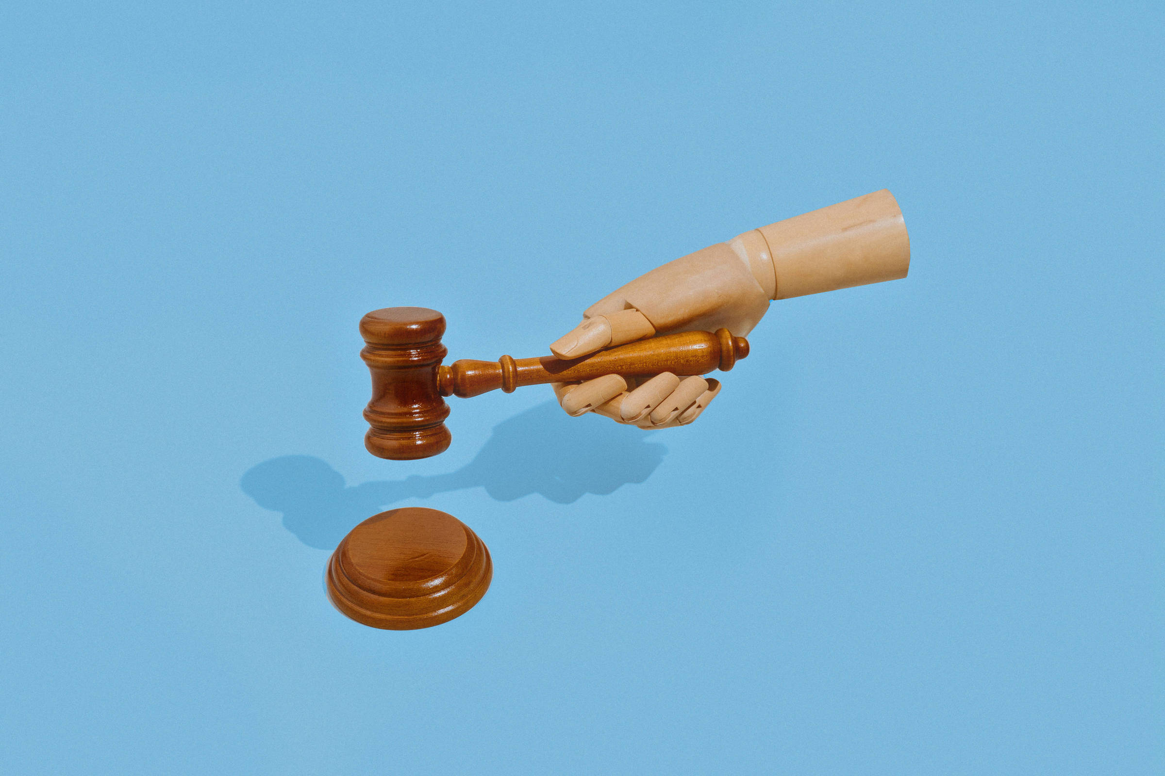 TST define honorários iguais em ações judiciais sem vencedor definido TST decide sobre pagamento de honorário de sucumbência igual entre trabalhador e ex-empregador, mesmo em caso de Justiça gratuita (Foto: Gabriel Cabral/Folhapress)