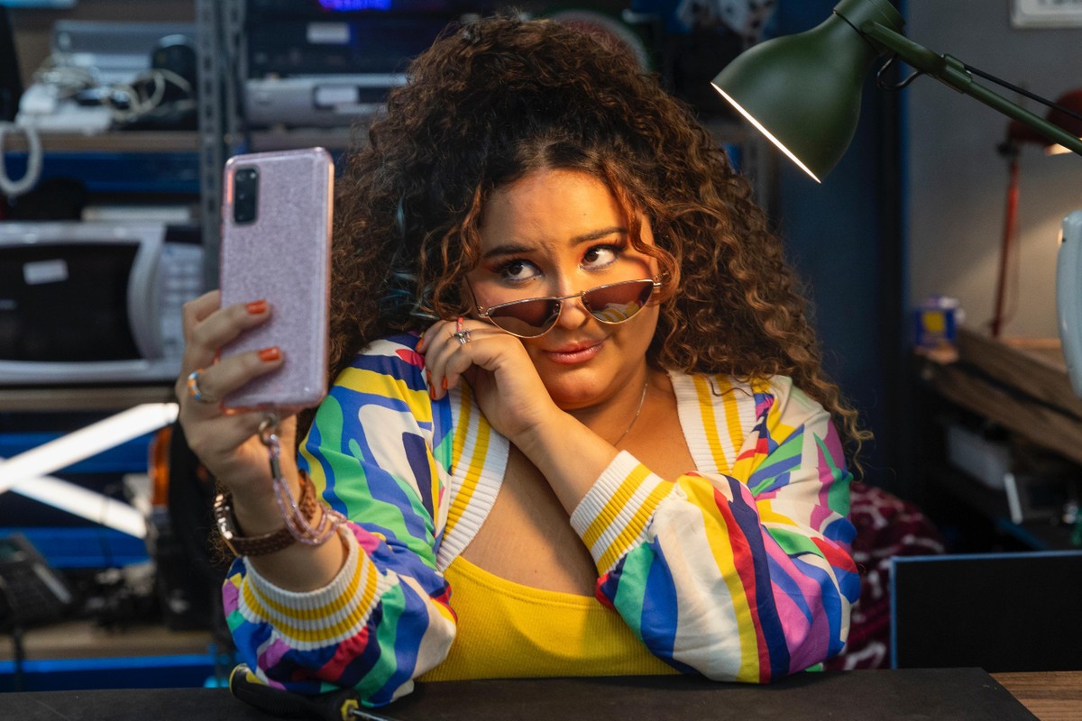 Castorine brilha como influenciadora no novo humorístico 'Volte sempre' do Multishow Vanessinha (Castorine) — Foto: Léo Rosário/Globo
