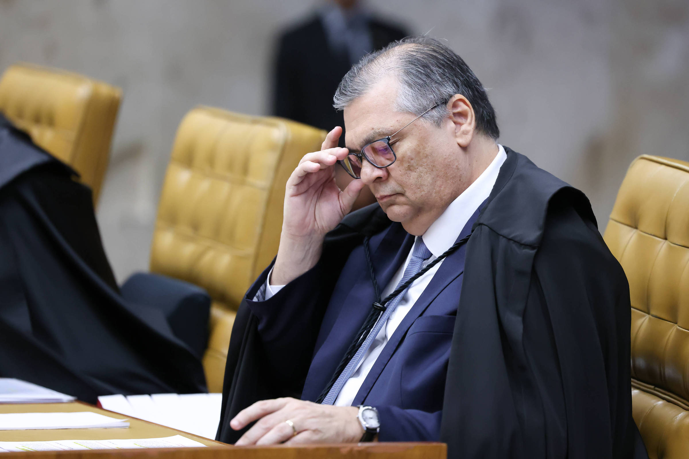 Flavio Dino em sessão no STF; ministro decidiu que mulheres vítimas de violência devem ter renda custeada pelo INSS e pelo empregador; e se for caente, recebe BPC (Foto: Antonio Augusto - 21.mai.25/STF)