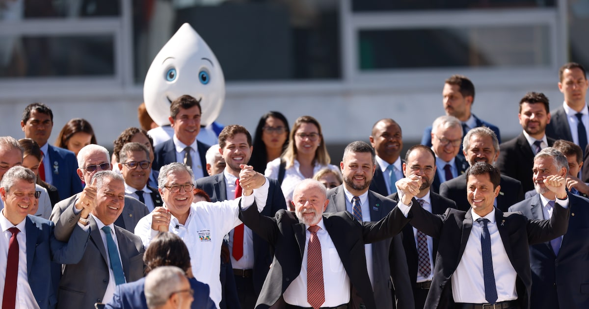 Governo mobiliza Janja e ministros para mutirão de exames e cirurgias em 2026 Presidente Luiz Inácio Lula da Silva (PT) durante a cerimônia de relançamento do programa Agora tem Especialistas, em maio (Foto: WILTON JUNIOR/ESTADÃO)