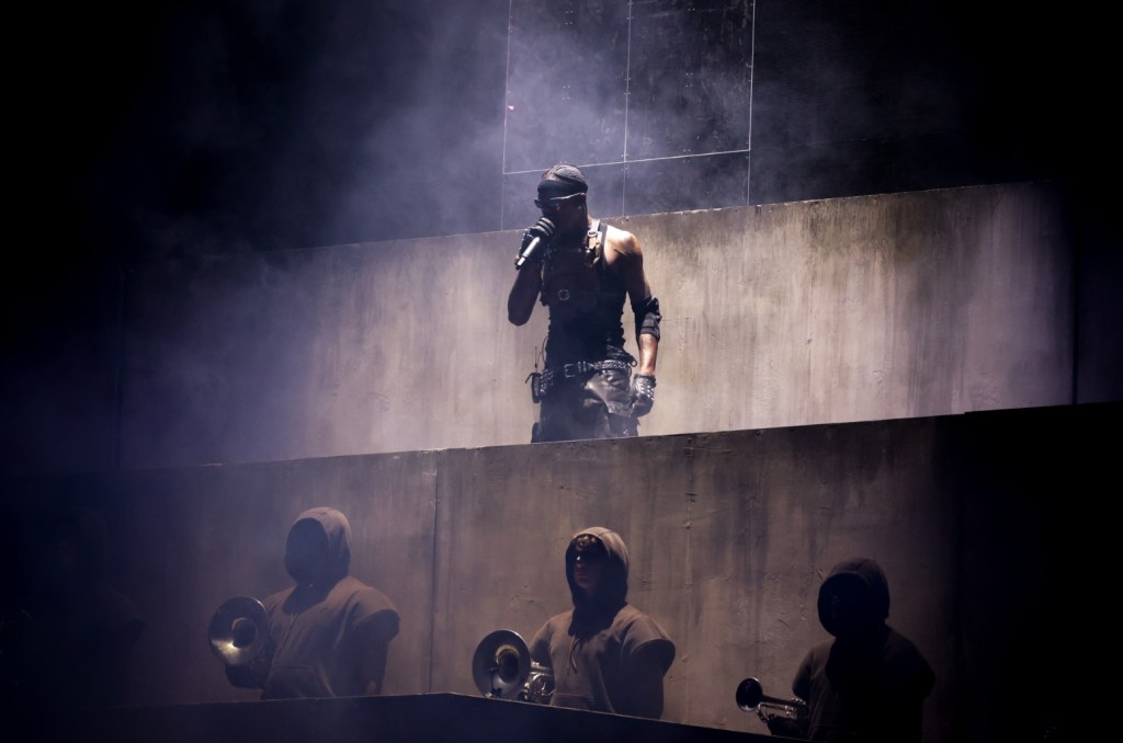 Travis Scott e Cactus Jack lançam ‘JACKBOYS 2’ e classificam todas as 17 faixas Travis Scott e Cactus Jack retornaram com seu aguardado álbum de compilação 'JACKBOYS 2'. (Foto: Reprodução)