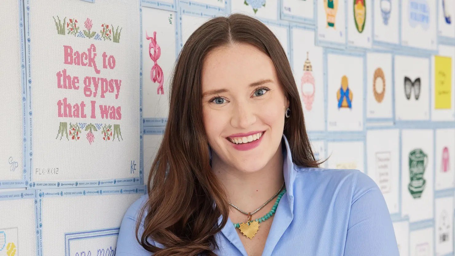 Jovem transforma negócio paralelo de US$ 2 por hora em lucro de US$ 369 mil mensais Júlia D’Agostino (Foto: Reprodução)