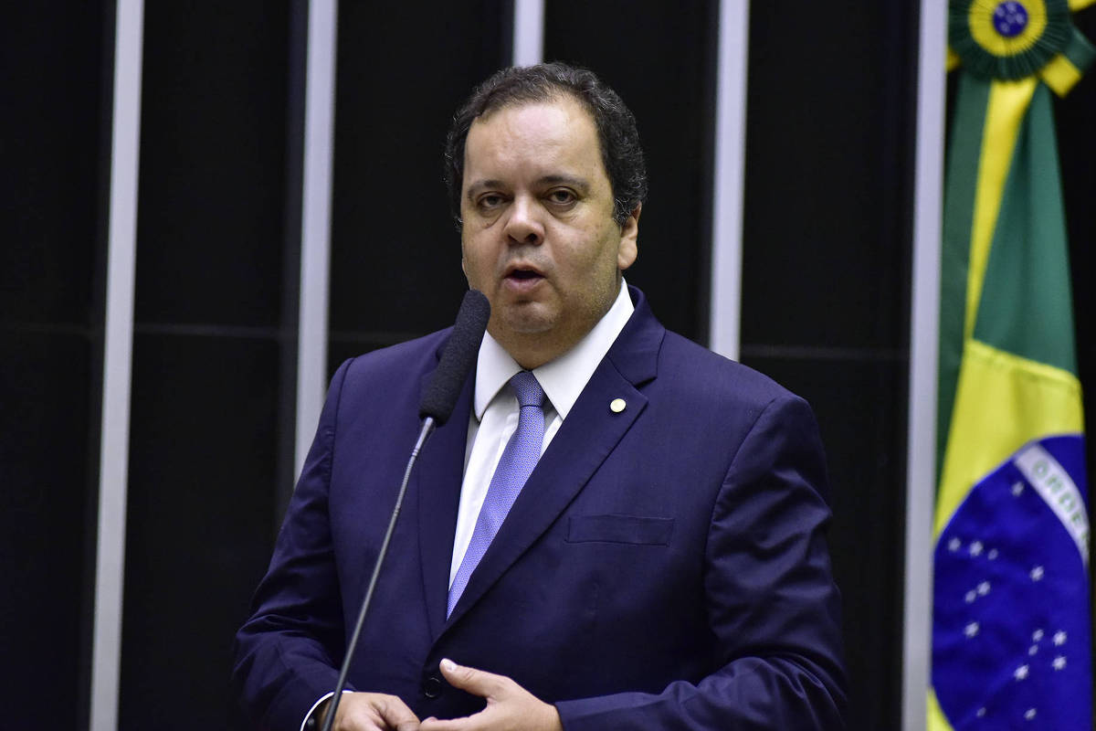 PF investiga desvio de emendas na família do deputado Elmar Nascimento Líder da União Brasil, Elmar Nascimento (BA) (Foto: Zeca Ribeiro - 5.set.2023/Câmara dos Deputados)