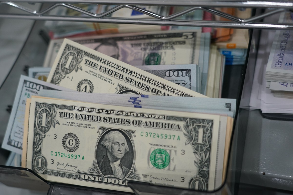 Cédulas de dólar americano (Foto: Toru Hanai/Bloomberg)