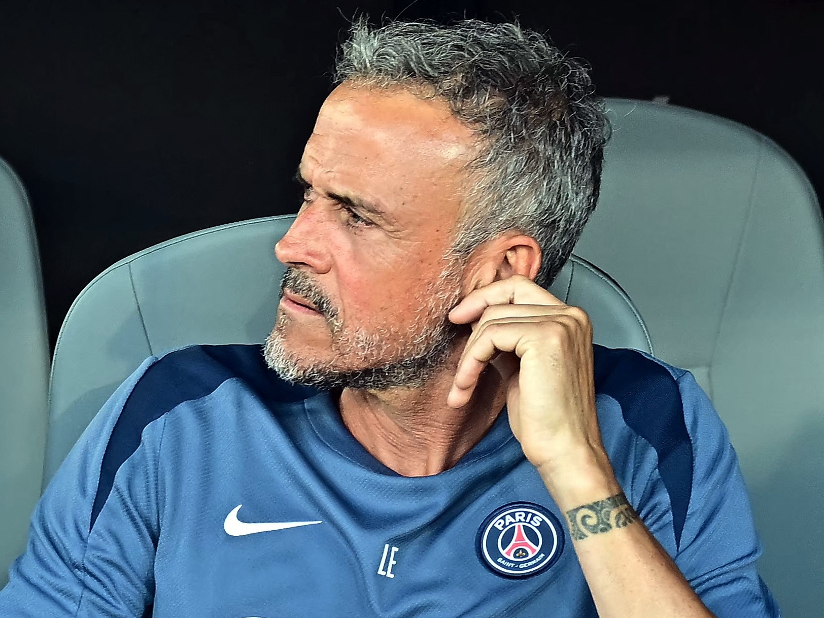 Luis Enrique elogia Botafogo por sua defesa eficaz contra o PSG Eles defenderam bem, enquanto nós não geramos ocasiões de gol (Foto: Frederic J. Brown / AFP)