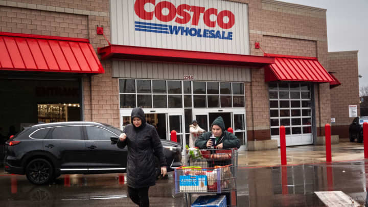 Investidores devem considerar Costco após vendas sólidas em junho, alerta especialista Foto: Reprodução
