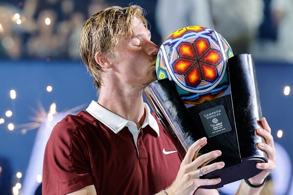 Shapovalov conquista título em Los Cabos após semana de grandes vitórias Foto: Reprodução