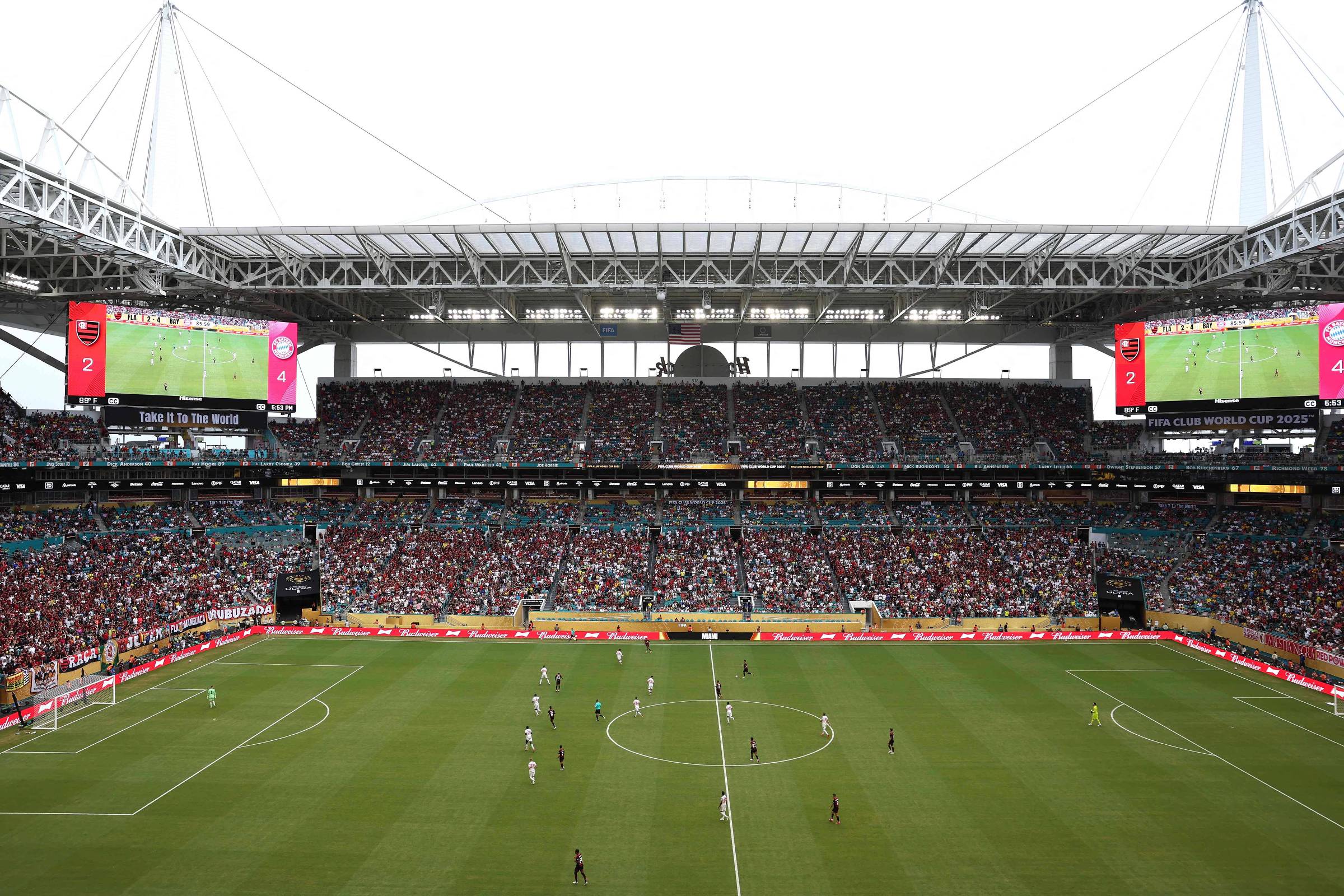Partida entre Flamengo e Bayern de Munique no Hard Rock Stadium, em Miami (Foto: Francois Nel - 29.jun.2025/Getty Images via AFP)