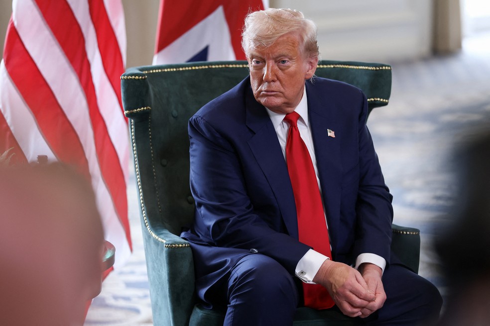 O presidente dos EUA, Donald Trump, encontra o primeiro-ministro britânico, Keir Starmer, no campo de golfe Trump Turnberry, em Turnberry, Escócia, Grã-Bretanha, em 28 de julho de 2025. (Foto: Evelyn Hockstein/Reuters)