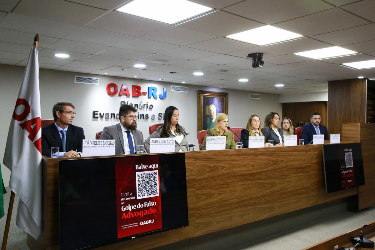 Lançamento da Cartilha de Combate ao Golpe do Falso Advogado reuniu diretoria da OAB-RJ e autoridades da Polícia Civil na sede da Seccional, no Rio (Foto: Divulgação)