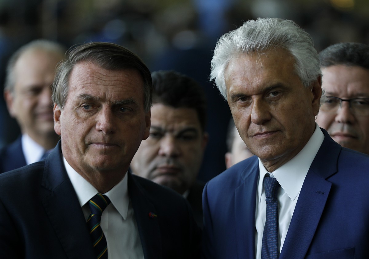 Caiado busca apoio de Bolsonaro para candidatura à Presidência da República O ex-presidente Jair Bolsonaro e o governador de Goiás, Ronaldo Caiado — Foto: Cristiano Mariz/Agência O Globo