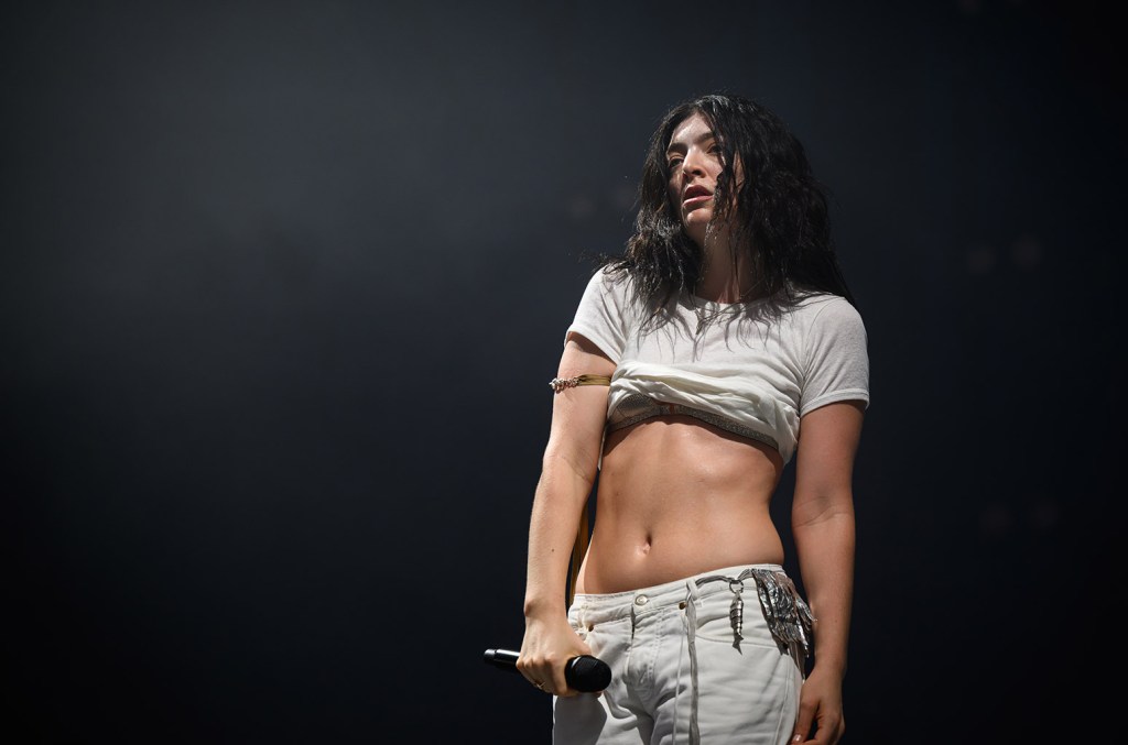 Lorde estreia na segunda posição com 'Virgin' na Billboard 200. (Foto: Reprodução)
