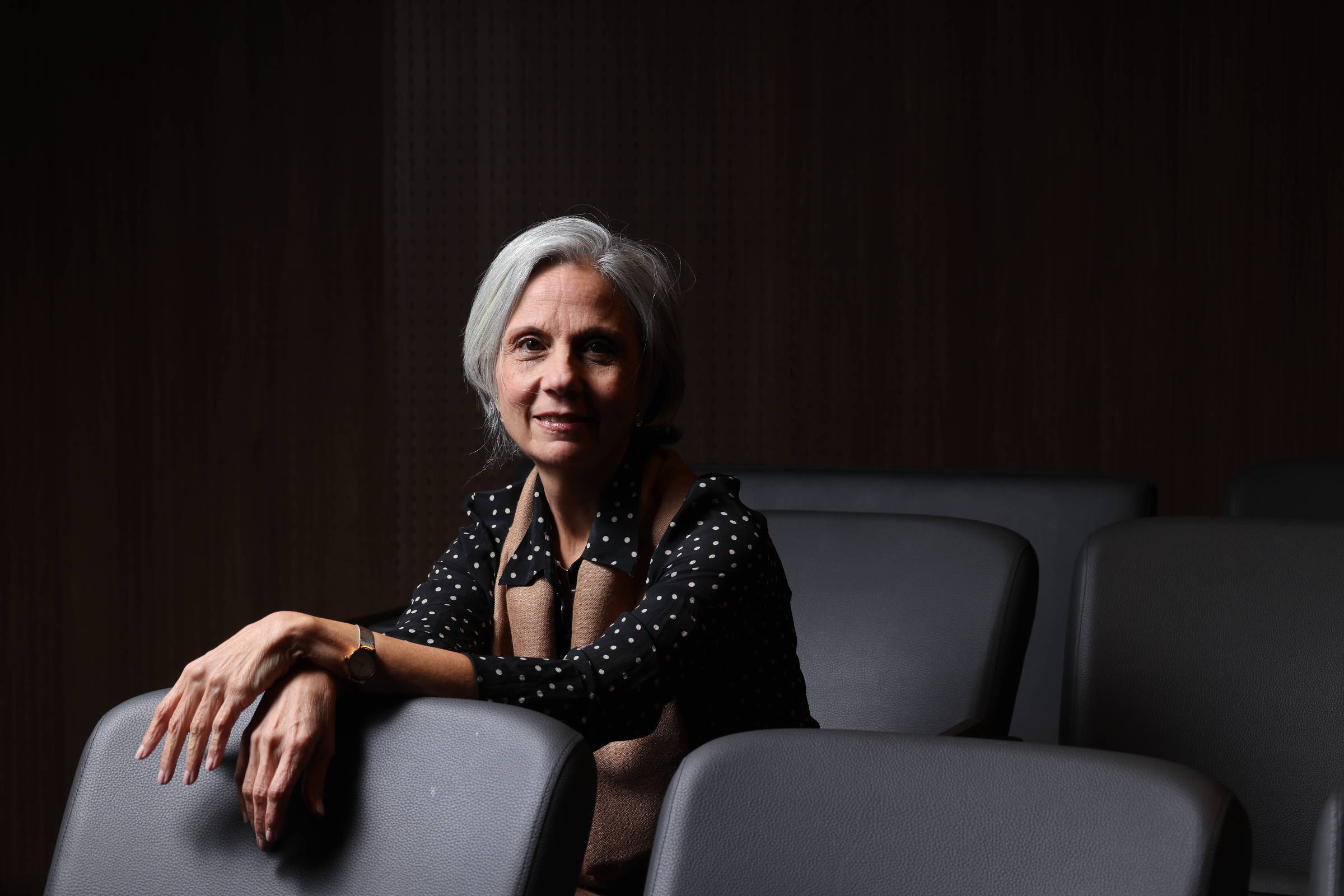 Venezuela se aproxima de mudança política em meio à crise econômica, afirma pesquisadora Sary Levy no teatro do IBMEC, e, São Paulo (Foto: Karime Xavier/Folhapress)