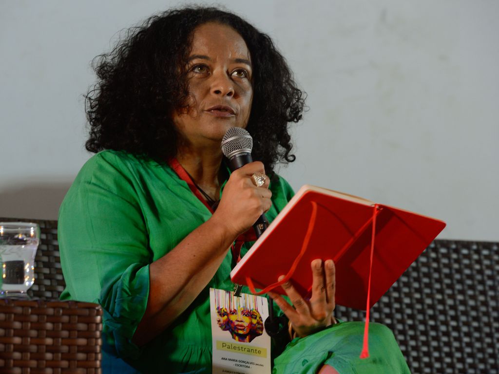 Ana Maria Gonçalves fortalece a representatividade negra na Academia Brasileira de Letras Ana Maria Gonçalves fortalece a representatividade negra na Academia Brasileira de Letras