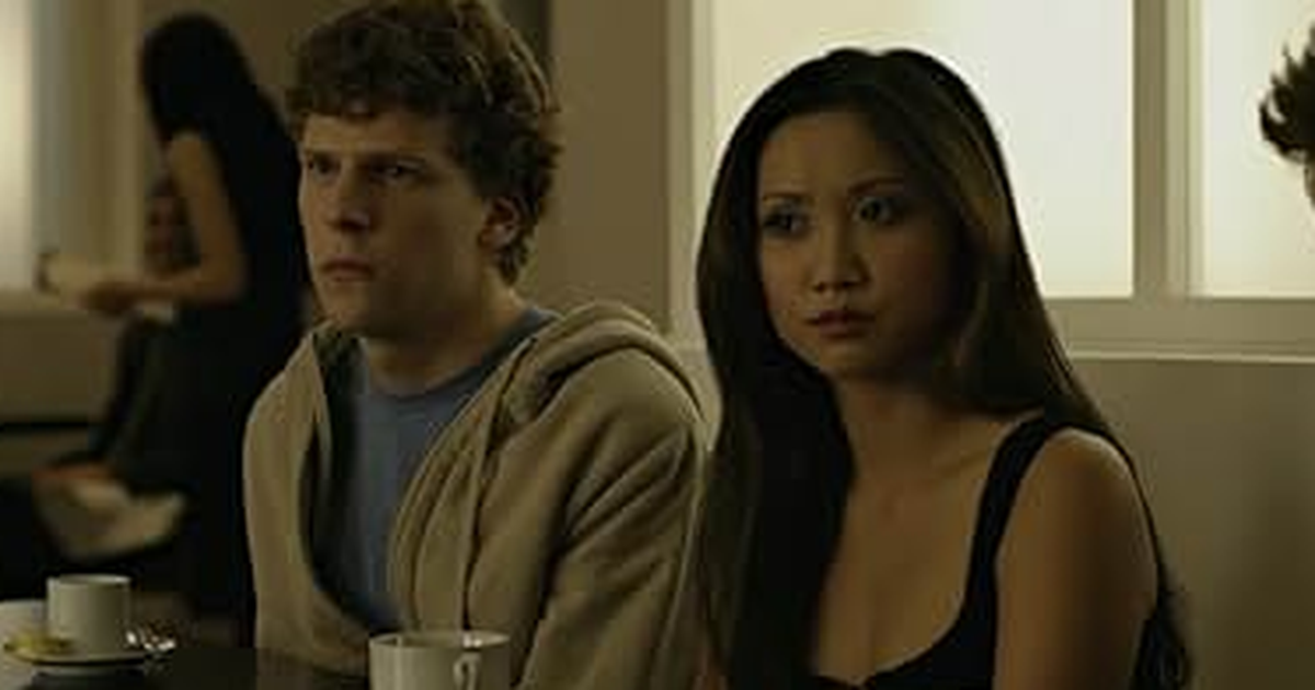 Disney tenta impedir Brenda Song de atuar em A Rede Social Foto: Reprodução
