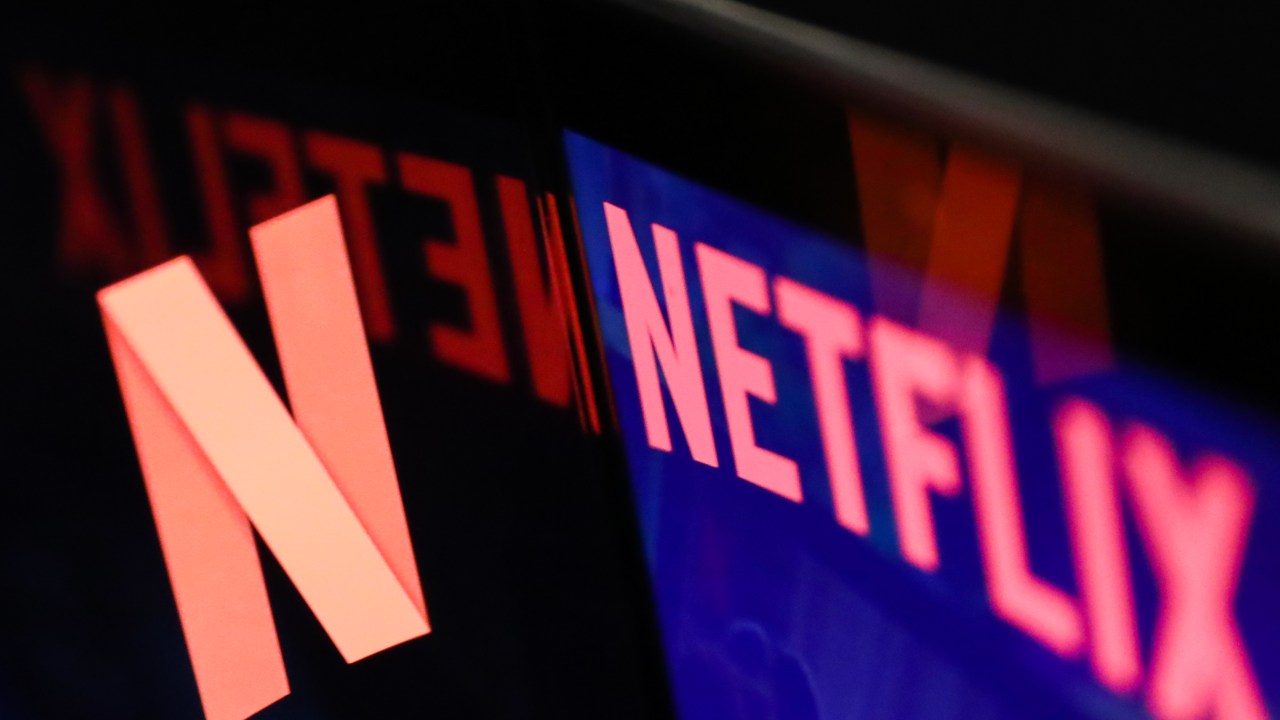 Netflix cancela séries recentes e decepciona fãs com suas decisões inesperadas Plataforma tem cemitério cheio de produções canceladas (Foto: Jakub Porzycki/NurPhoto/Getty Images)