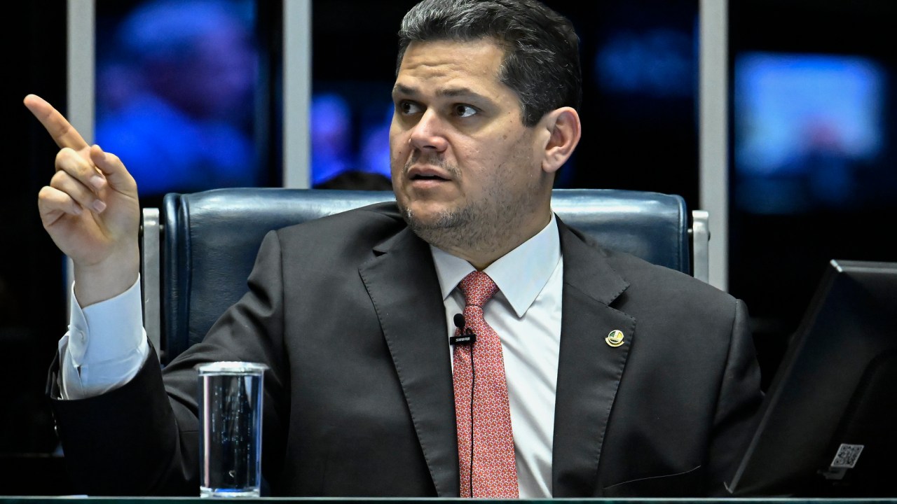 Davi Alcolumbre, presidente do Senado,: 20,5 milhões de reais em emendas após derrubada do IOF (Foto: Andressa Anholete/Agência Senado)