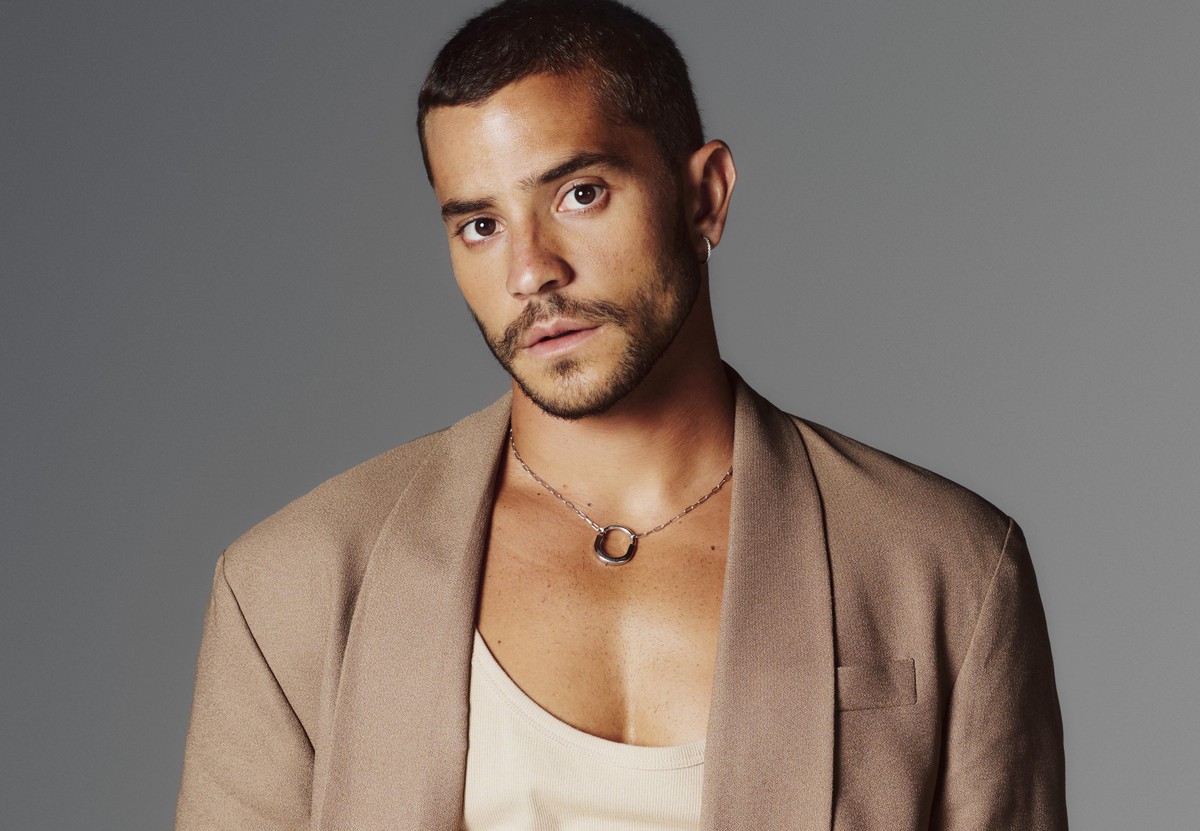 André Lamoglia vive fase internacional entre moda e atuação — Foto: Divulgação Hudson Rennan
