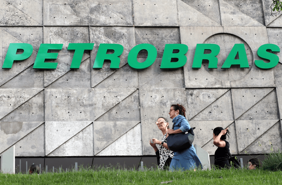 Petrobras projeta aumento do Ebitda na área de refino para 2025 Sede da Petrobras no Rio de Janeiro 16/10/2019 (Foto: REUTERS/Sergio Moraes)