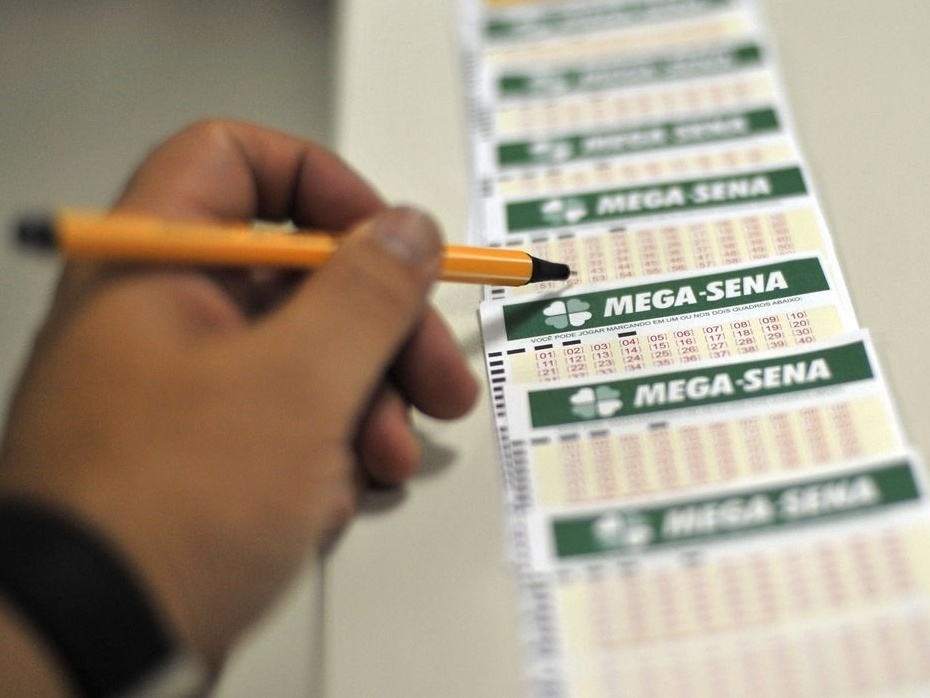 Sorteio da mega-sena (Foto: Marcello Casal Jr./Agência Brasil)