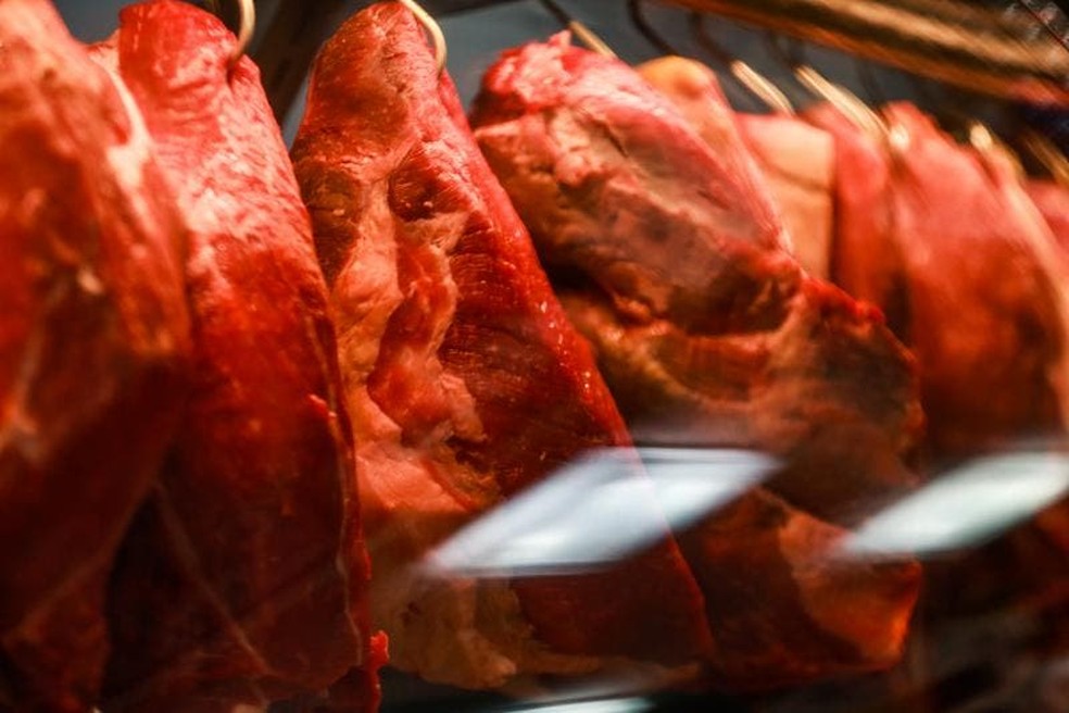Exportações de carne enfrentam desafios globais e afetam economia brasileira EUA são o segundo maior comprador de carne do Brasil, depois da China. (Foto: Tiago Ghizoni/ NSC /Arquivo)