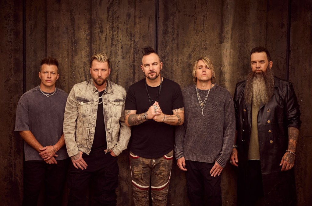 Three Days Grace conquista 19ª liderança nas paradas de rock com 'Apologies' A música "Apologies" da banda Three Days Grace é a número 1 na parada Mainstream Rock Airplay, tornando-se a 19ª a alcançar o topo dessa lista. (Foto: Reprodução)