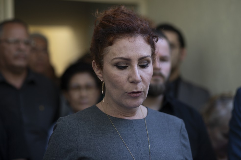 Zambelli aguarda solicitação da Itália para se apresentar à Justiça Foto de arquivo: a deputada federal Carla Zambelli (PL- SP) participa de uma coletiva de imprensa na sede de seu partido no bairro de Moema, na zona sul da cidade de São Paulo, na tarde desta quinta-feira, 15 de maio de 2025 (Foto: NINO CIRENZA/ATO PRESS/ESTADÃO CONTEÚDO)