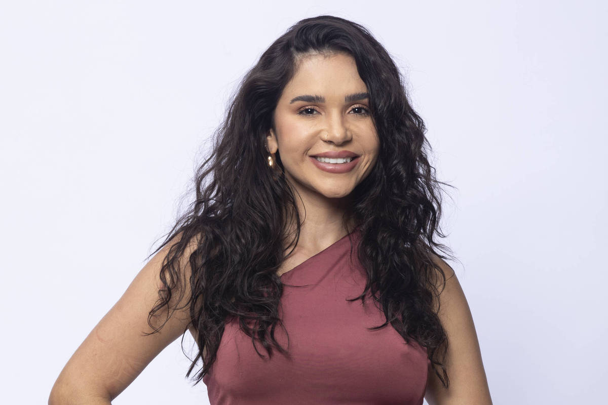 Gizelly Bicalho revela hábitos extremos e fala sobre distorção de imagem Gizelly Bicalho em fotos de divulgação da Fazenda 16 (Foto: Antonio Chahestian 2024/Record)
